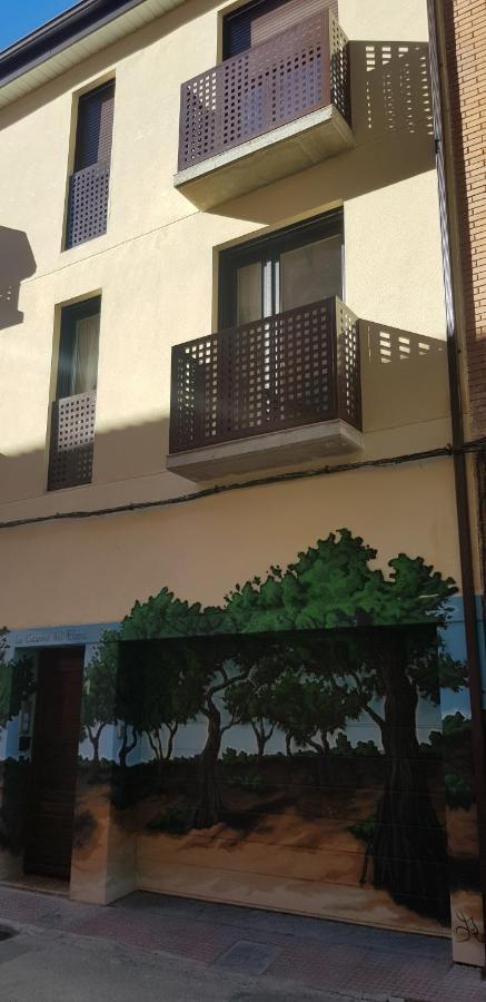 Apartamentos Picasso อัลกาลาเดเอนาเรส ภายนอก รูปภาพ