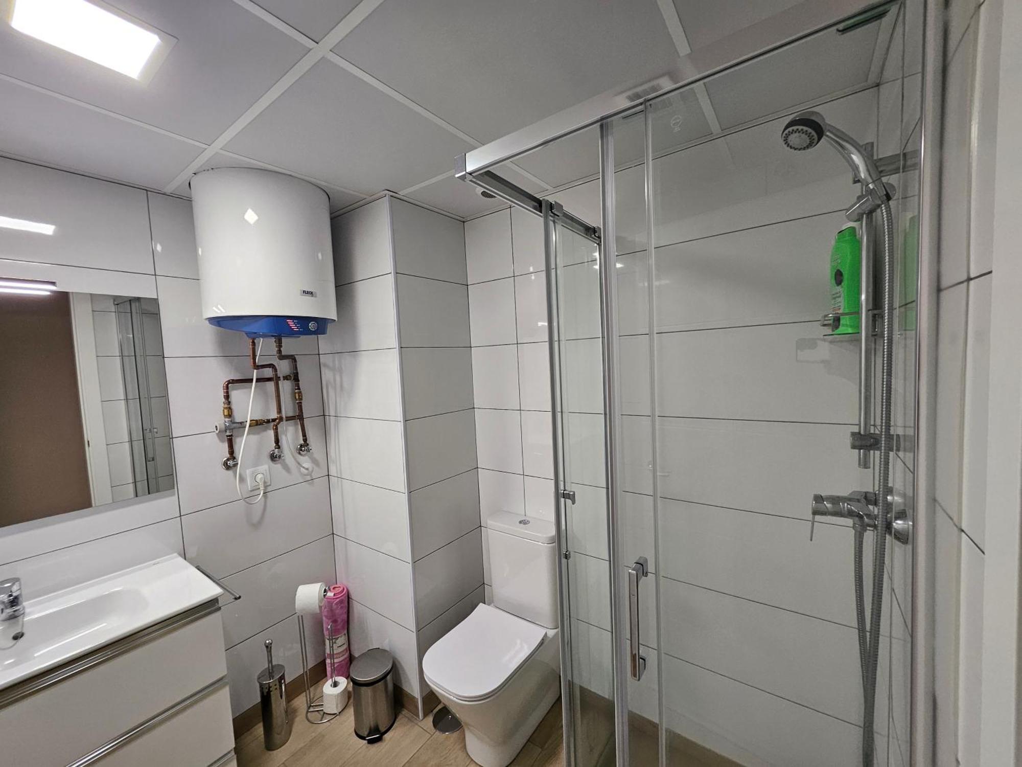 Apartamentos Picasso อัลกาลาเดเอนาเรส ภายนอก รูปภาพ